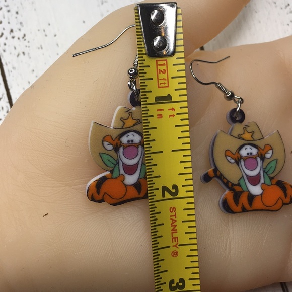 TIGGER Acrylic Earrings - Picture 6 of 7